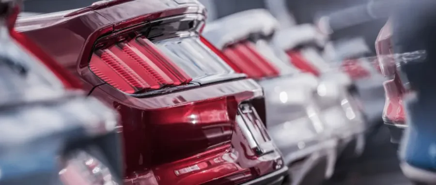 Comment le nouveau paiement des PV impacte l'achat de voitures - paiement PV