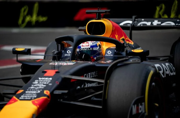 Grand Prix Azerbaïdjan 2025 : Victoire de Verstappen, Piastri out - Grand Prix Azerbaïdjan 2025