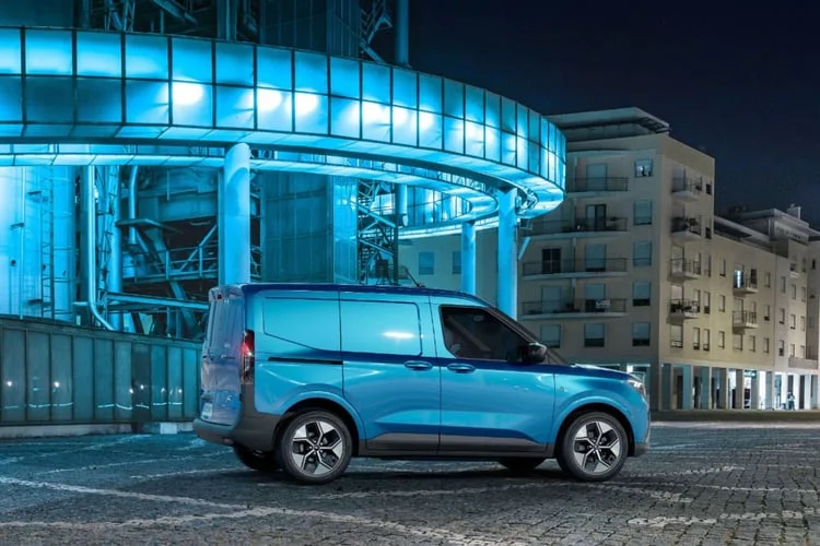 Ford e-Transit Courier : Évaluation de l'utilitaire électrique - Ford e-Transit Courier