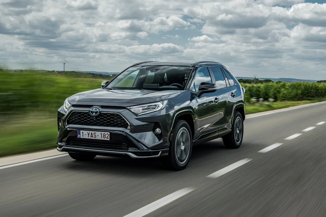 Découvrez le Toyota RAV4 : Le SUV Idéal pour Toutes vos Aventures - Toyota RAV4