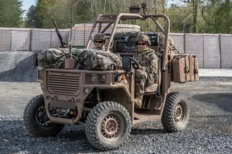 Fardier UNAC : Le buggy qui redéfinit l'aventure tout-terrain - Fardier UNAC